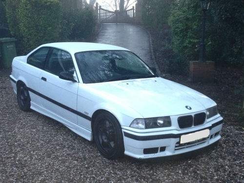 ai6.photobucket.com_albums_y204_gazza2271_bmw.jpg