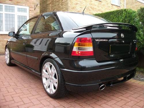awww.illusional.co.uk_astra_pics_astra1.jpg