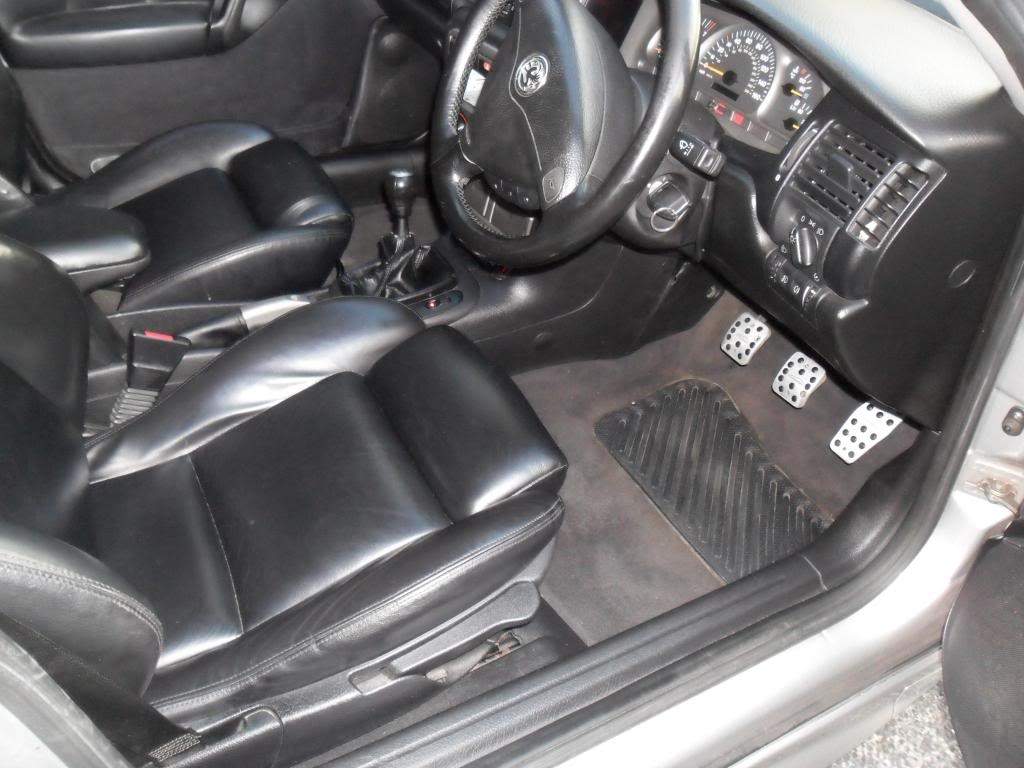 ai1188.photobucket.com_albums_z406_garybaldi69_Vectra_20Estate_SAM_0873_zps23373.jpg
