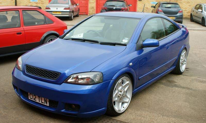 ai603.photobucket.com_albums_tt112_AndrewC12_Supercharger_aoc1_zps822b0372.jpg