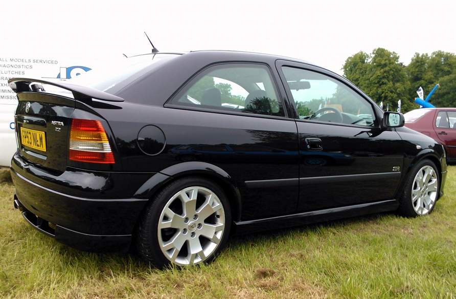 awww.illusional.co.uk_astra_pics_trentham.jpg