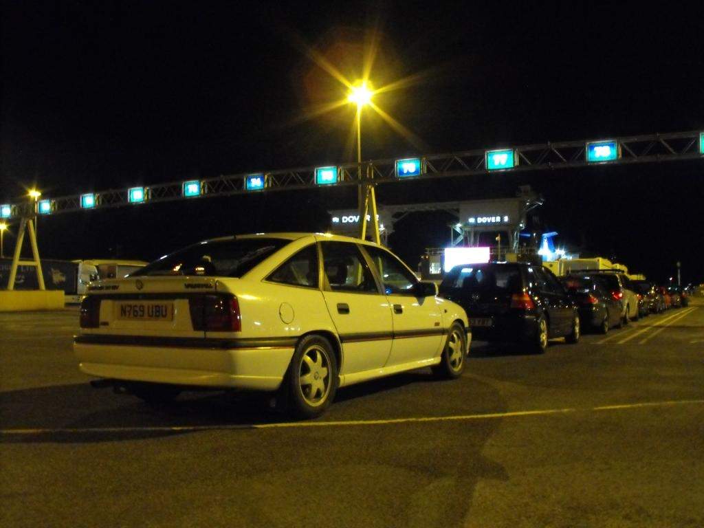 ai181.photobucket.com_albums_x245_lugy1988_EuroRoadtrip13001_zps0f2f69a9.jpg