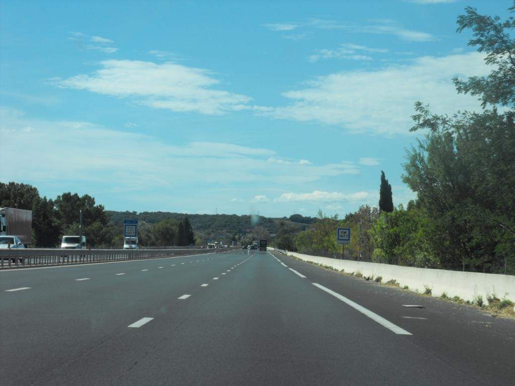 ai181.photobucket.com_albums_x245_lugy1988_EuroRoadtrip13078_zpsca32c3d0.jpg