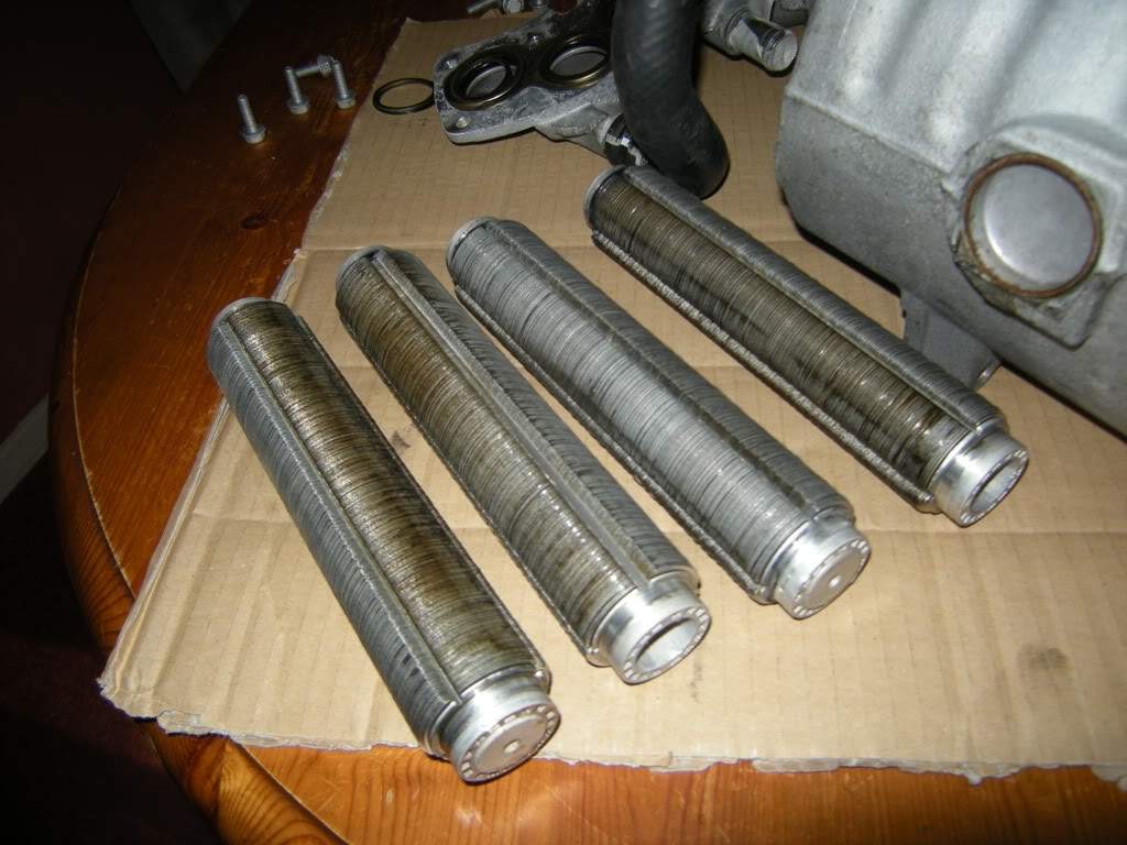 ai293.photobucket.com_albums_mm47_jaycalellvic_supercharger_DSCN3466.jpg