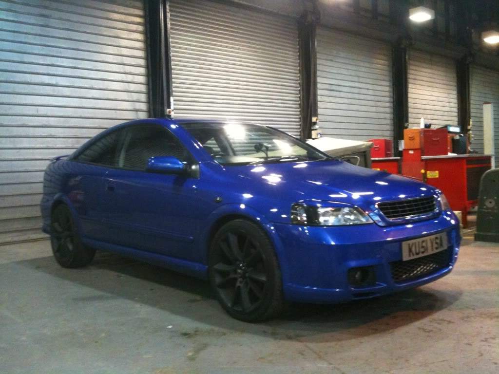 ai693.photobucket.com_albums_vv292_dewismotorsport_photo_653.jpg