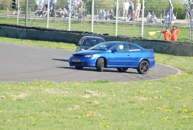 ai693.photobucket.com_albums_vv292_dewismotorsport_af4bdc14.jpg