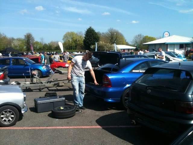 ai693.photobucket.com_albums_vv292_dewismotorsport_ae1bbd45.jpg