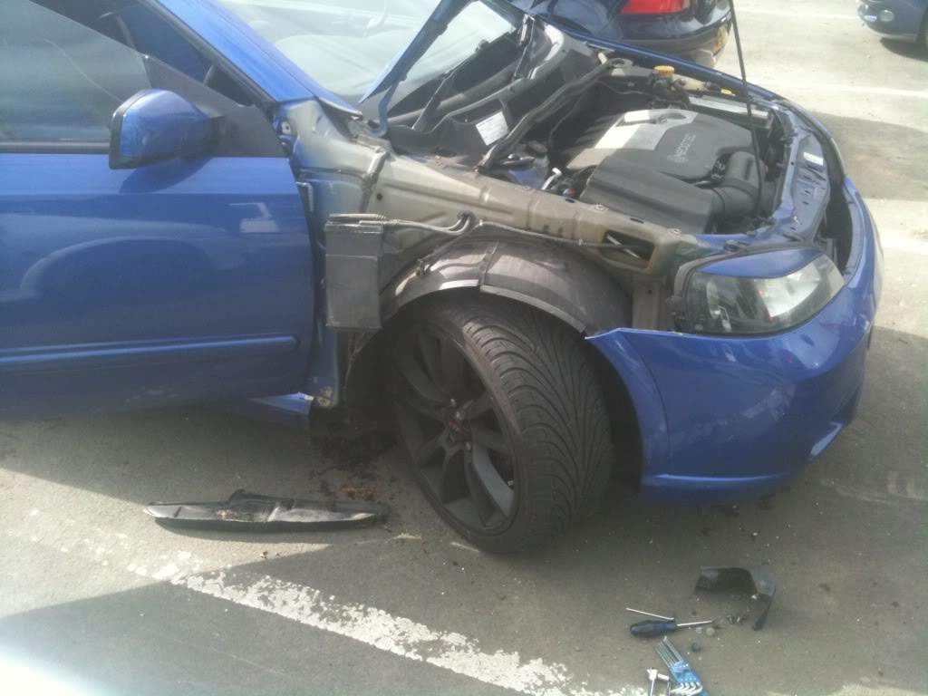 ai693.photobucket.com_albums_vv292_dewismotorsport_photo_1540.jpg