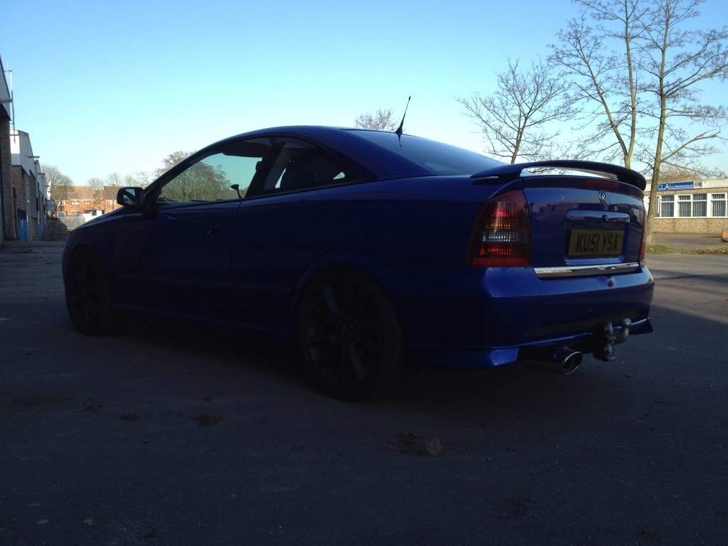 ai693.photobucket.com_albums_vv292_dewismotorsport_7fd66550.jpg