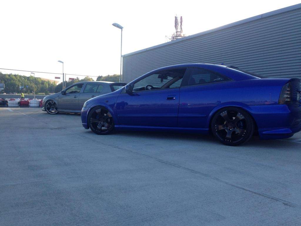 ai807.photobucket.com_albums_yy355_OverclockLT_Opel_20Astra_20Coupe_20__20Fuzis_.jpg