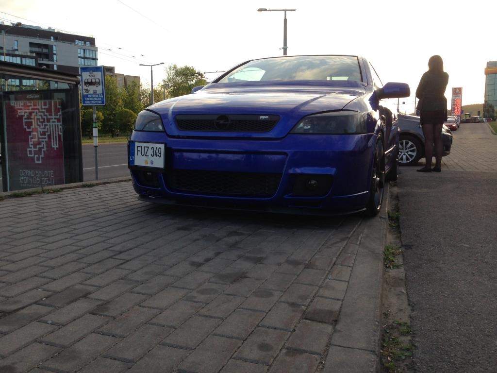 ai807.photobucket.com_albums_yy355_OverclockLT_Opel_20Astra_20Coupe_20__20Fuzis_.jpg