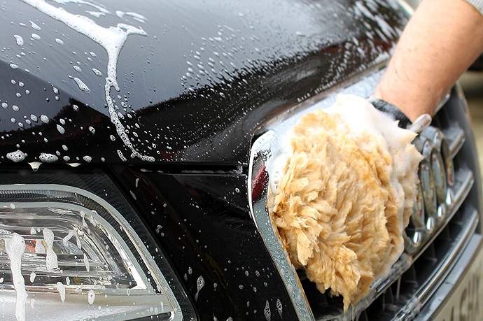 awww.cleanyourcar.co.uk_blog_wp_content_uploads_2014_11_wash_mitt.jpg