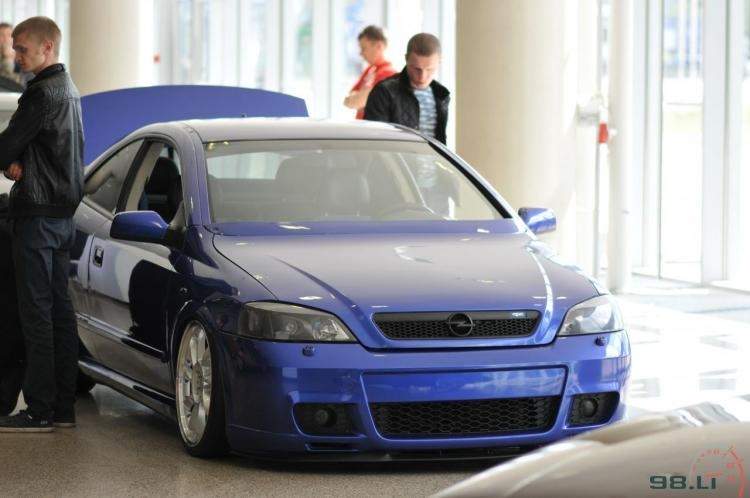 ai807.photobucket.com_albums_yy355_OverclockLT_aaaFuzis_freshfit_2015_automobili.jpg