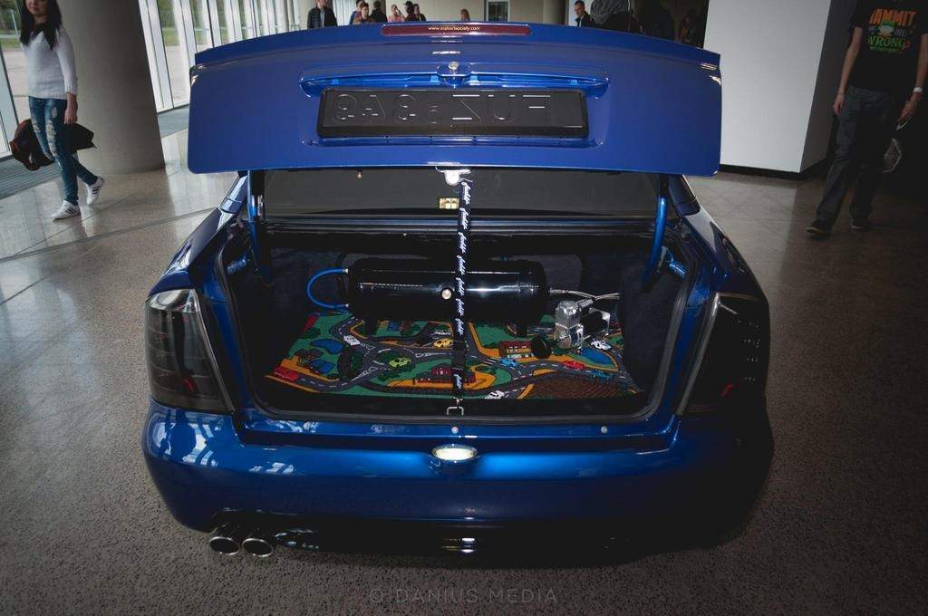 ai807.photobucket.com_albums_yy355_OverclockLT_aaaFuzis_1121852e1fa28e8f21674cc3.jpg