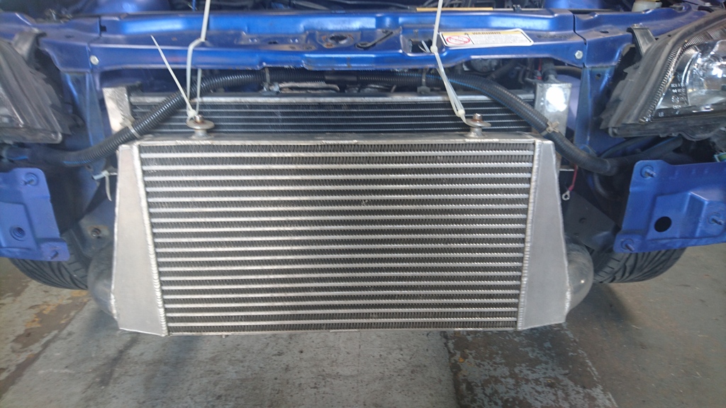 ai693.photobucket.com_albums_vv292_dewismotorsport_DSC_0009_zpszweowc0v.jpg