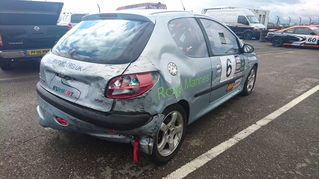 ai693.photobucket.com_albums_vv292_dewismotorsport_DSC_0043_zpsme8clhus.jpg